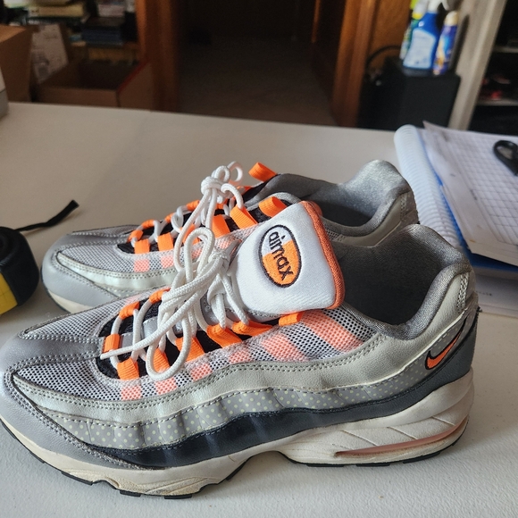 Nike Air Max 95 WM (Grey / Orange / Storm) Running [336620-003] Womens - Picture 3 of 9